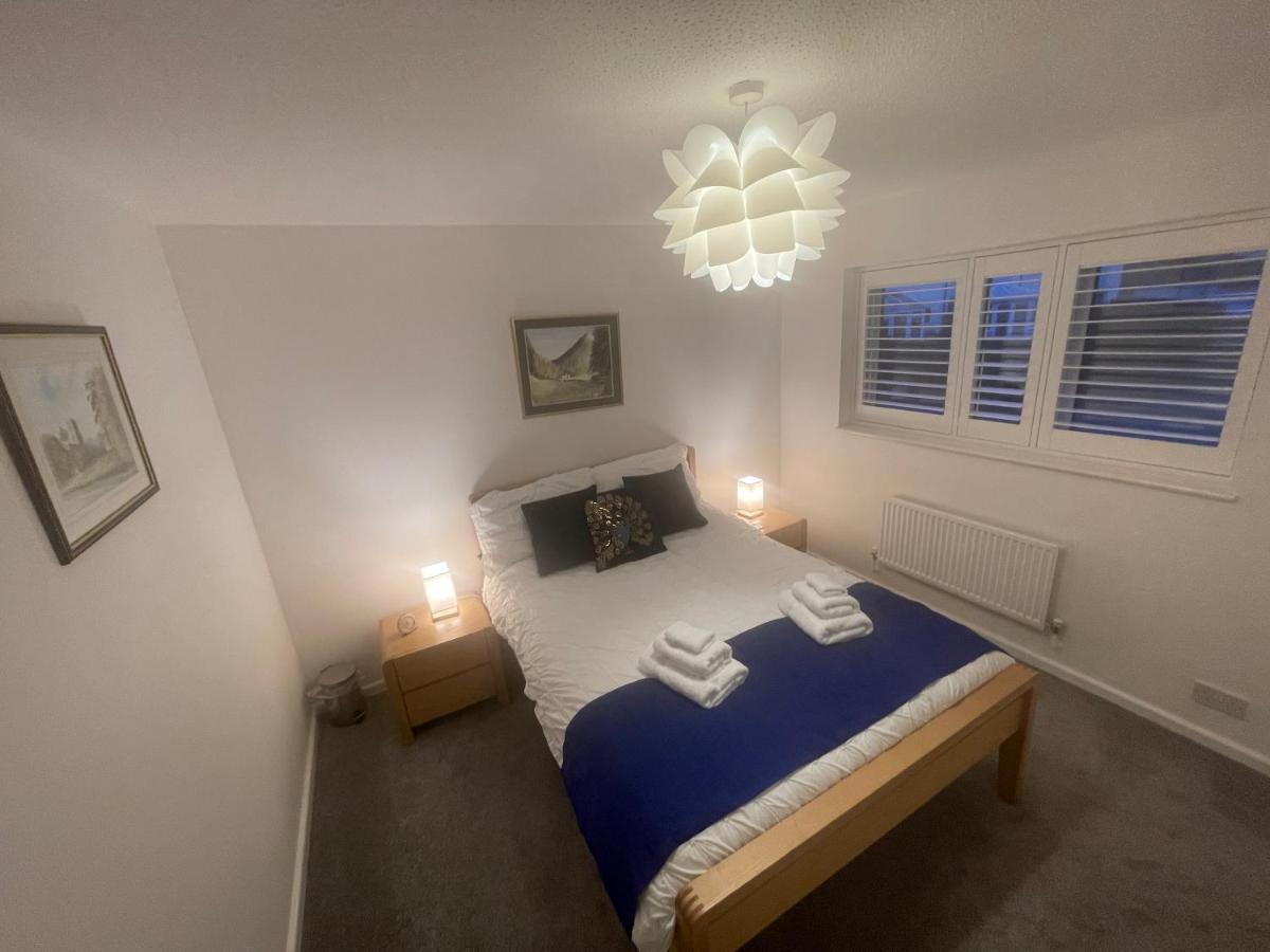Riverside 2 Bedroom Townhouse With Car Charger Abergavenny Exteriör bild