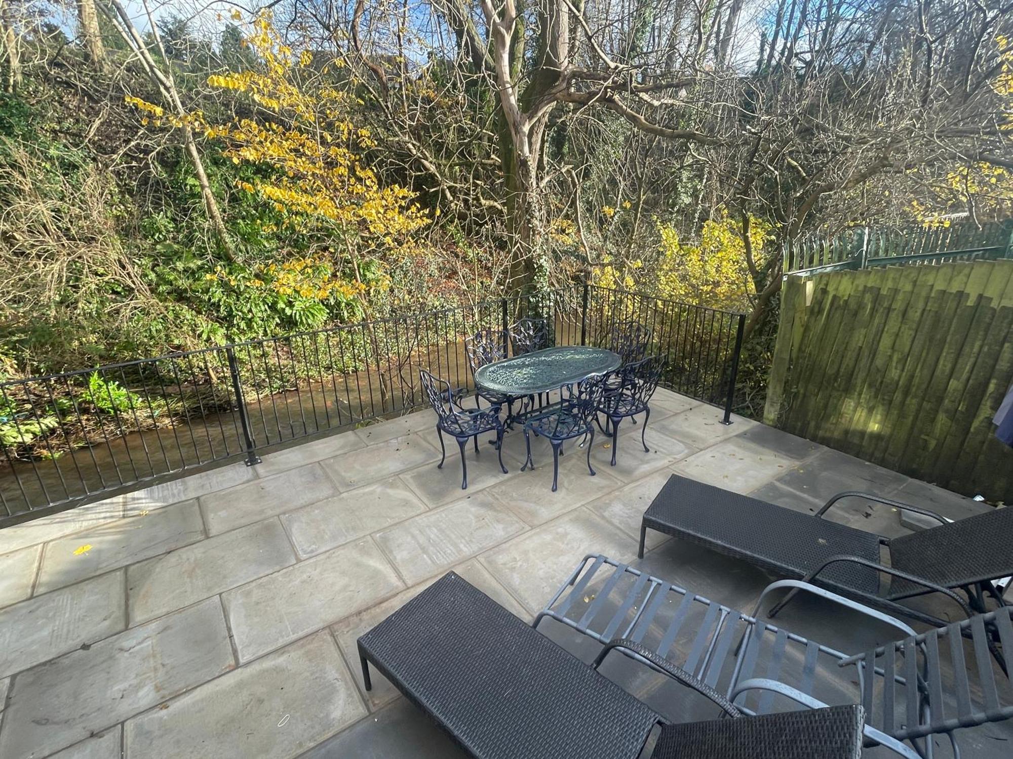 Riverside 2 Bedroom Townhouse With Car Charger Abergavenny Exteriör bild